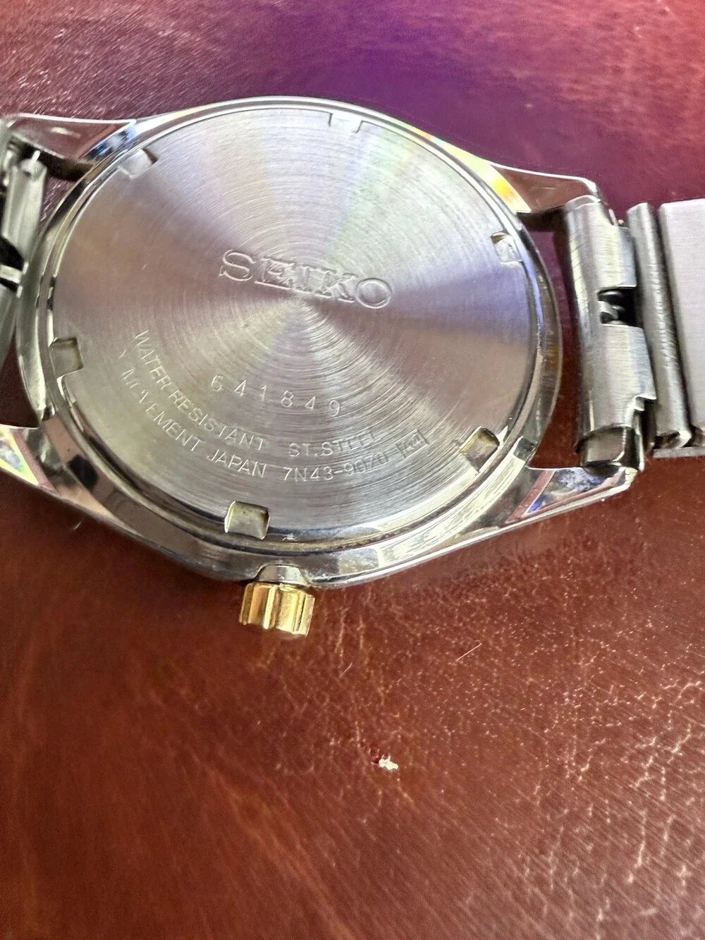 Vintage Seiko 7N43-9088 Two Tone Quartz Day Date Watch White Dial Japan